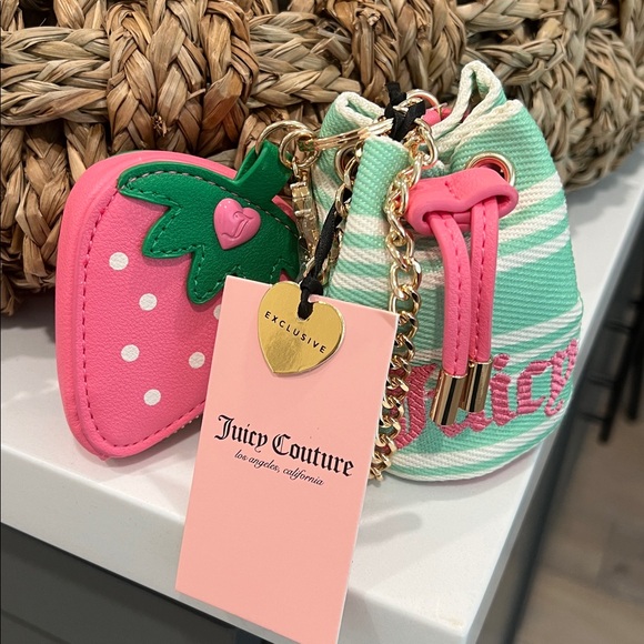So. Cute JUICY COUTURE Wristlet💗 - Picture 6 of 16